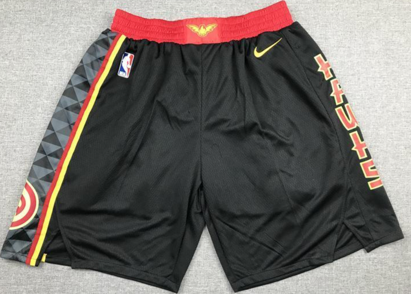 Atlanta Hawks shorts