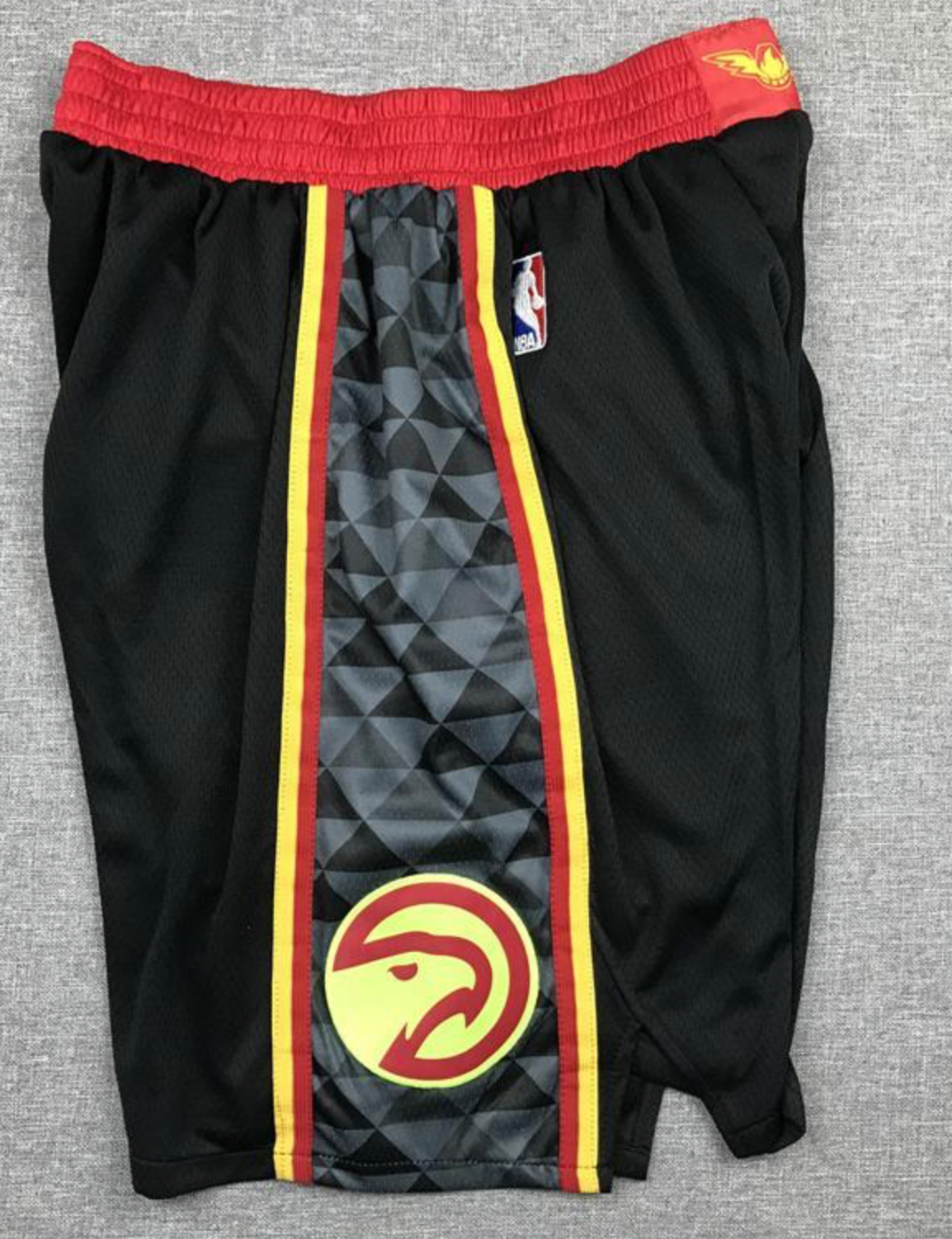 Atlanta Hawks shorts